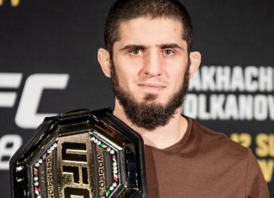 Islam Makhachev dá continuidade ao legado de Khabib Nurmagomedov no peso-leve do UFC