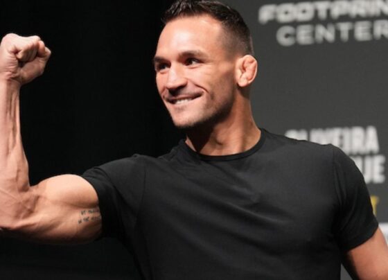 Michael Chandler na coletiva de imprensa do UFC 274.