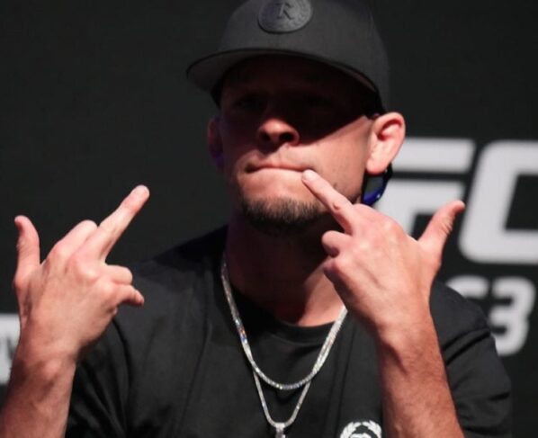 Nate Diaz em compromisso com a imprensa no UFC