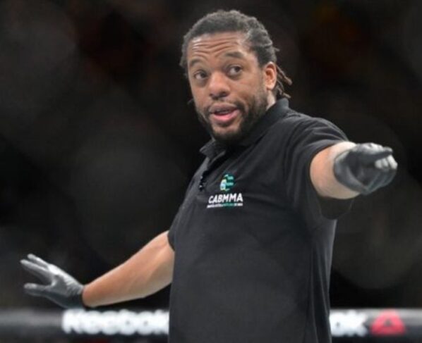 Herb Dean é um dos árbitros mais experientes do MMA.