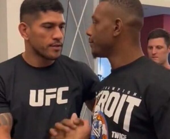 Alex Poatan e Jamahal Hill fazem a luta principal do UFC 300