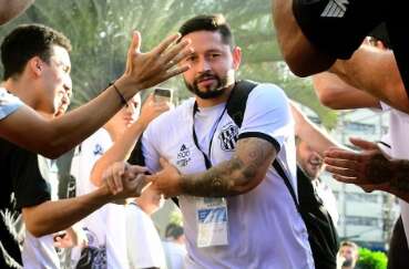 Elvis marcou o gol da vitória da Ponte Preta no duelo direto contra o Tombense