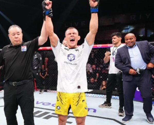 Felipe Lima venceu Muhammad Naimov no UFC Arábia Saudita.