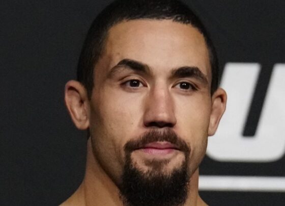 Robert Whittaker integra o ranking peso-por-peso do UFC